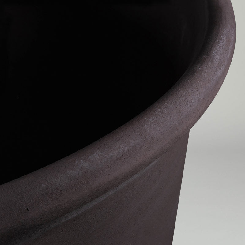 Large Liscio Vase | simple garden pot in grey Terracotta