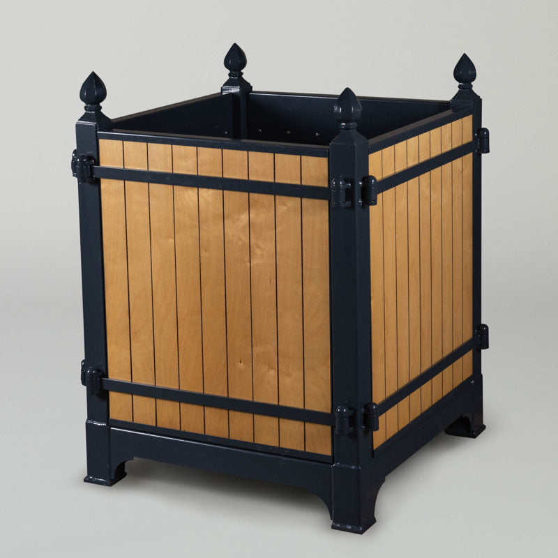 Large Versailles Planter | Steel