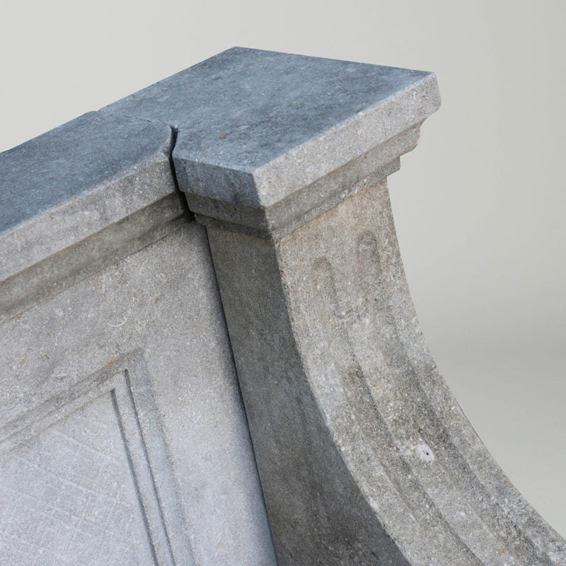 Padua Seat | Limestone