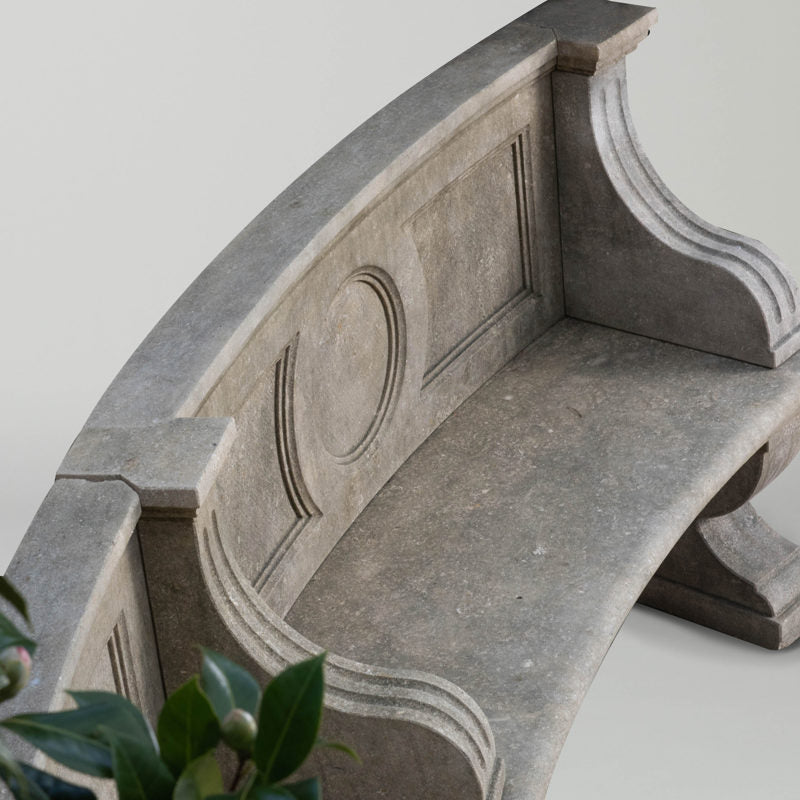 Vicenza Curved Seat | Limestone